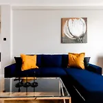 Bright Apartment Near Hyde Park