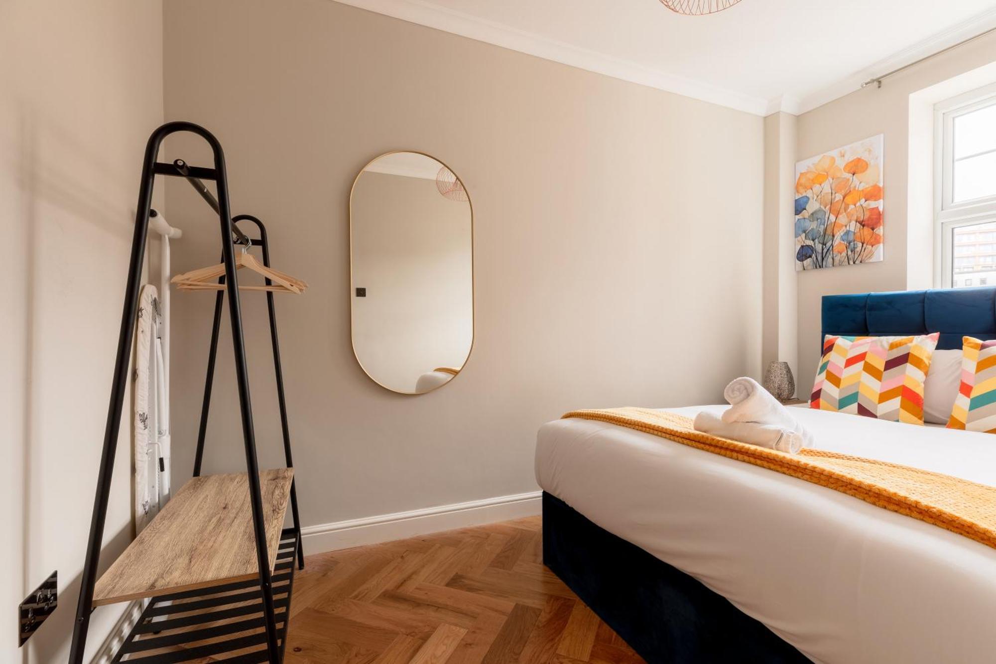 Apartment Bright Near Hyde Park *